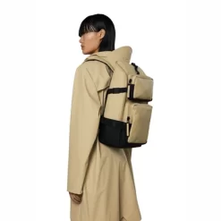 Rucksack Rains Trail Cargo Backpack Unisex Sand (45 X 26 X 12 Cm) 9 Rucksack Rains Trail Cargo Backpack Unisex Sand (45 X 26 X 12 Cm) -Regenstiefel Geschäft 13800 sand women 1